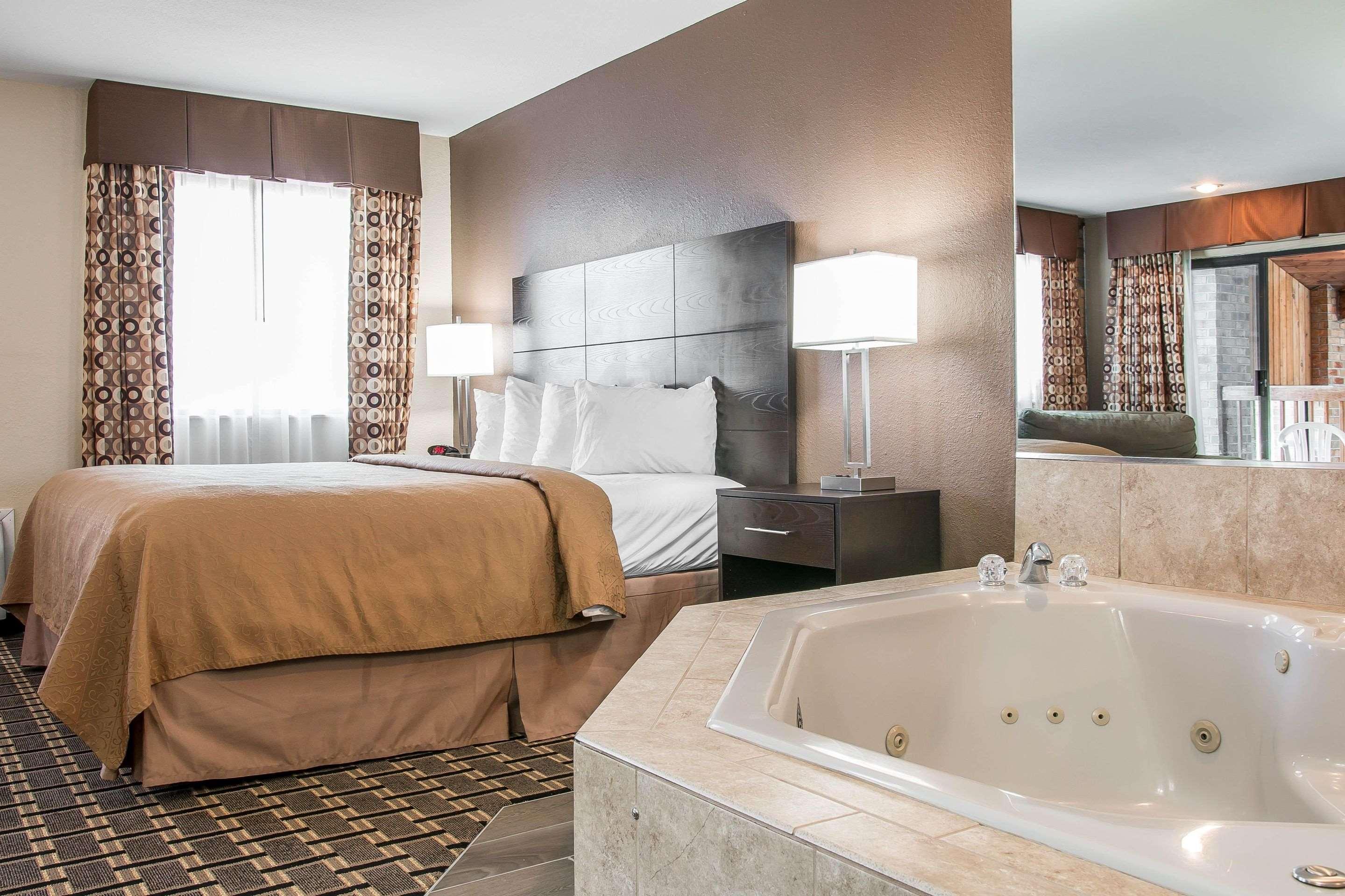 Quality Inn Grand Rapids South-Byron Center Cutlerville Kültér fotó